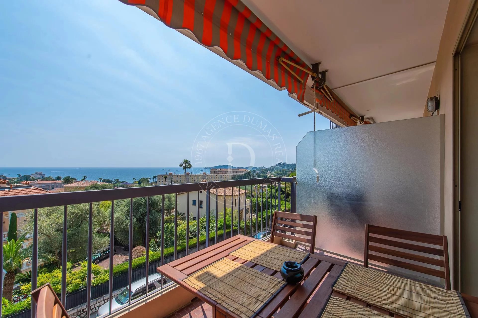 VUE PANORAMIQUE SUR LA BAIE DES FOURMIS Dumas